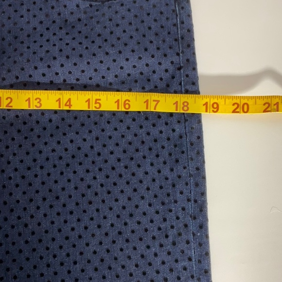 Kut from the Kloth Dianna Skinny Indigo Velvet Polka Dot Jeans Size 8; NWT’s. - Picture 15 of 16